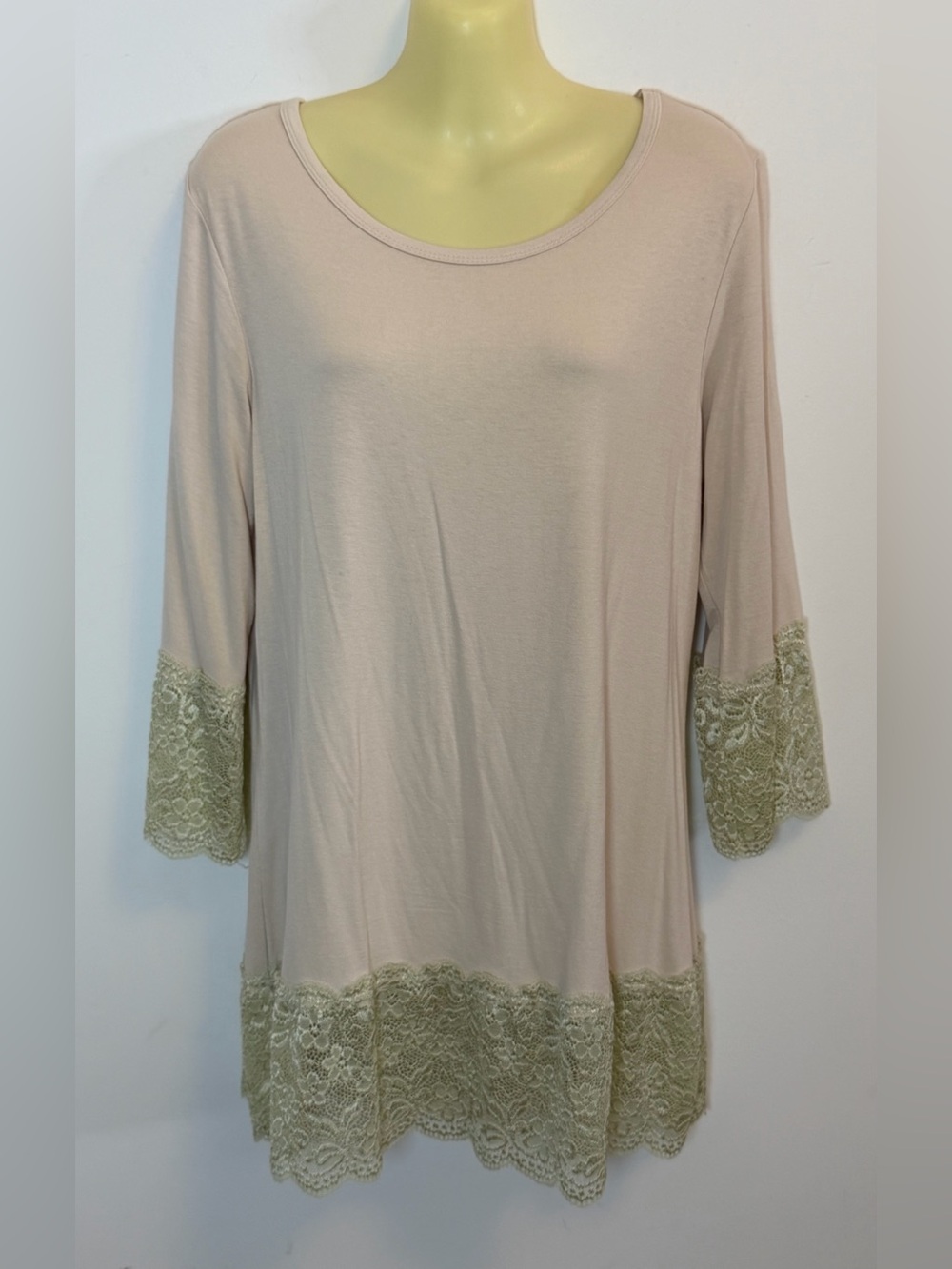 Kaktus Blush Pink Lace-Trim Scoop Neck Tunic - Picture 1 of 5